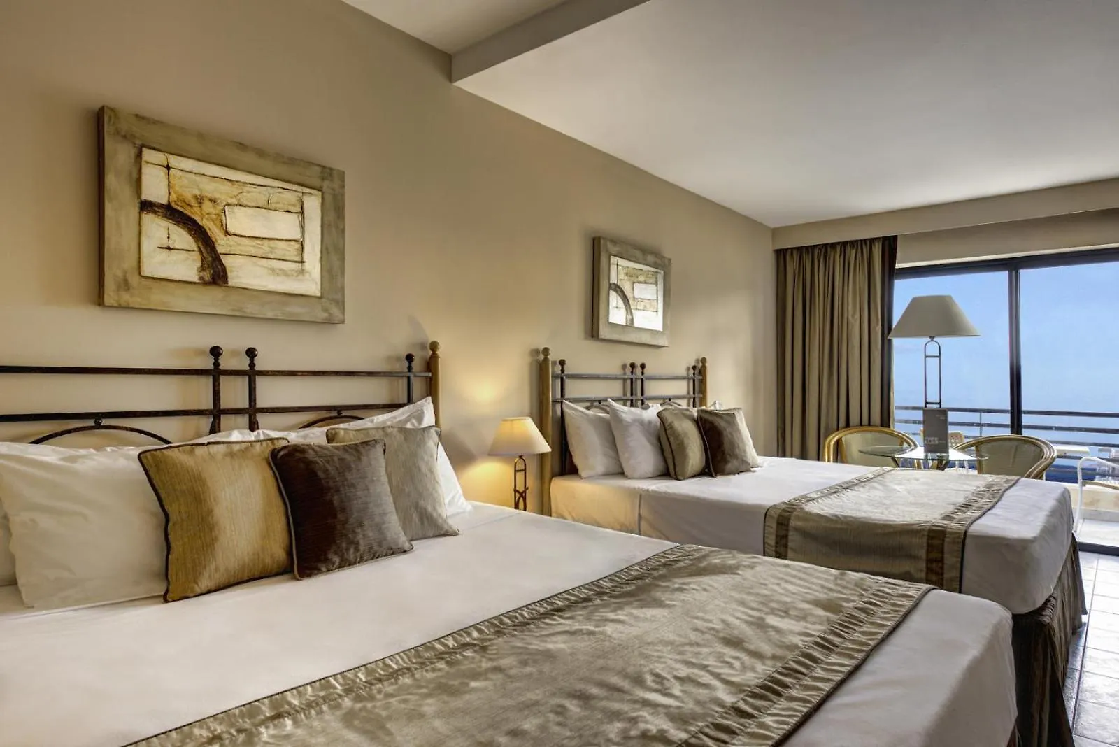 Verdi St George'S Bay Marina St. Julian's Hotell